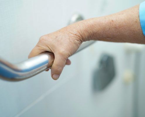 ayuda tecnica baño