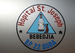 EnganCHADos-Hospital-Saint-Joseph